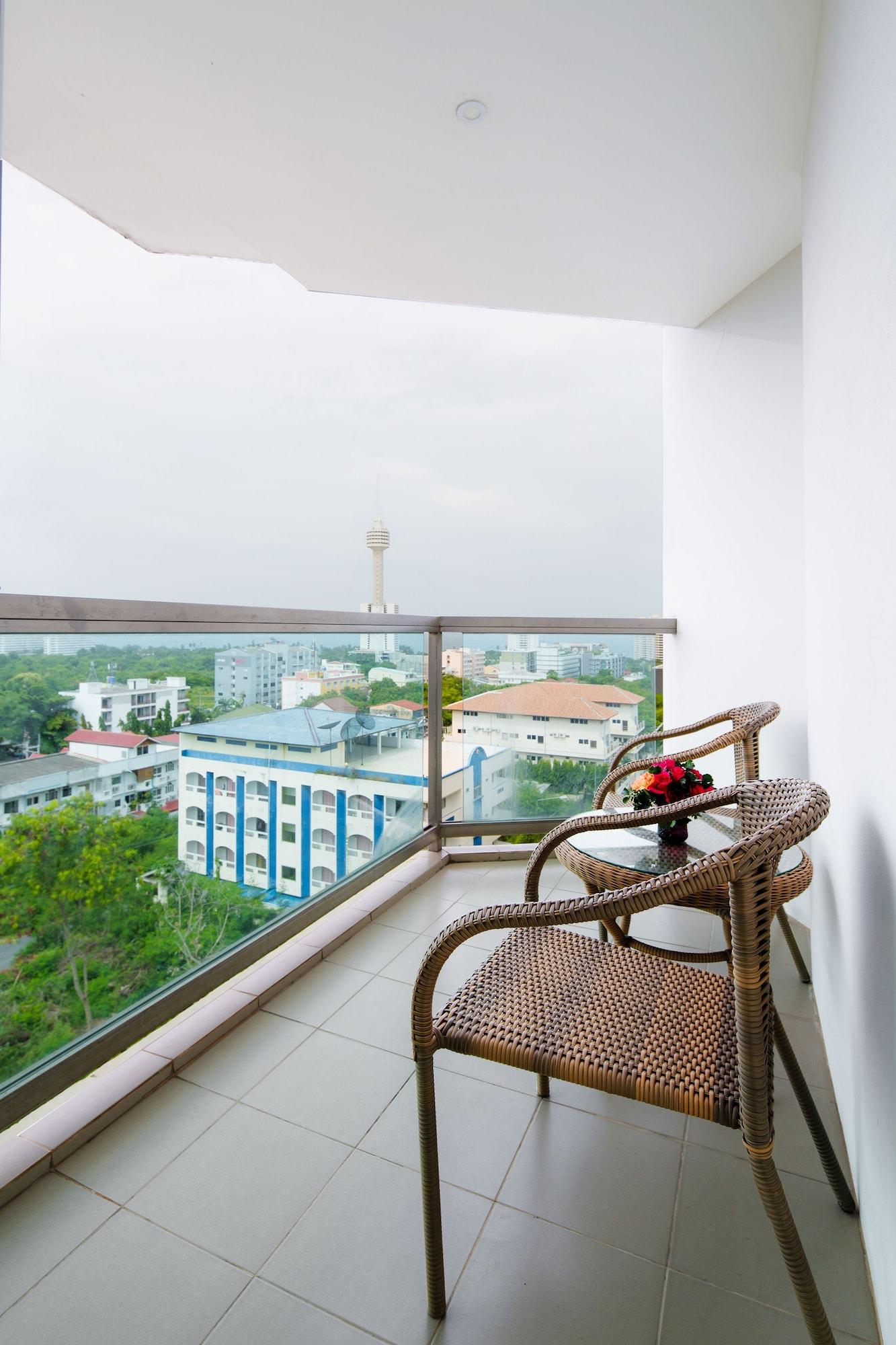 Aiyara Grand Hotel Pattaya Esterno foto