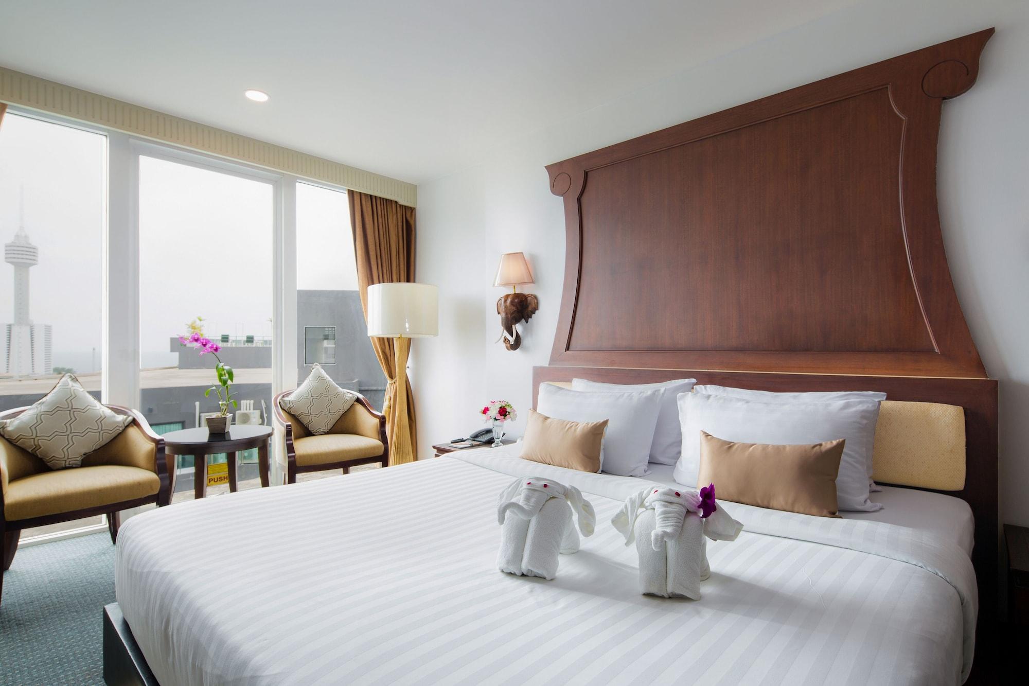 Aiyara Grand Hotel Pattaya Esterno foto