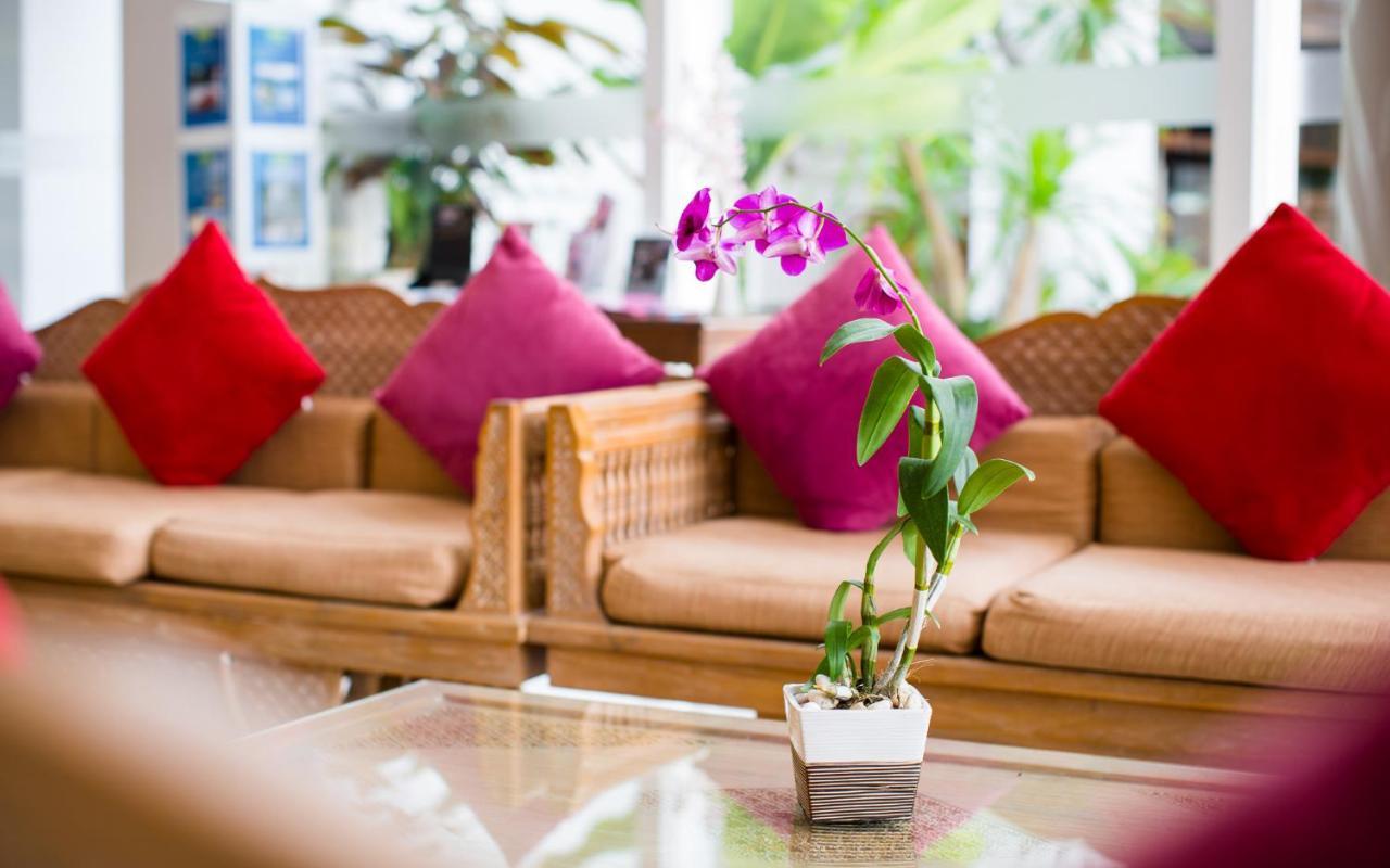 Aiyara Grand Hotel Pattaya Esterno foto