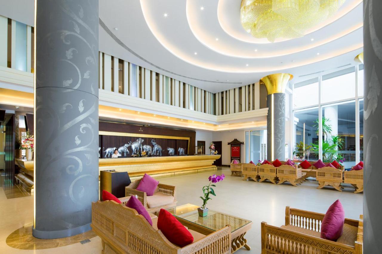 Aiyara Grand Hotel Pattaya Esterno foto